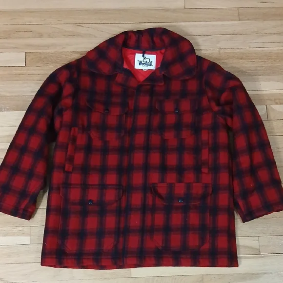 Woolrich Men's Classic Red and Black Checkered Jacket - Picture 1 of 13